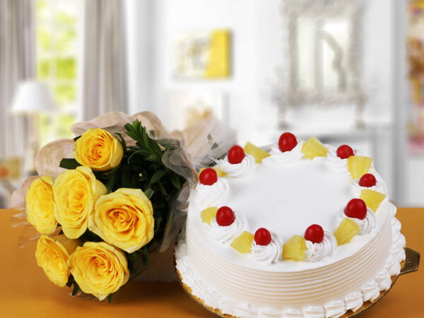 Rose And Cakes Combo