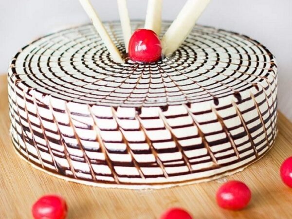 White chocolate Vanilla cake 1 Kg