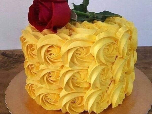 Pineapple Puree Rose Cake