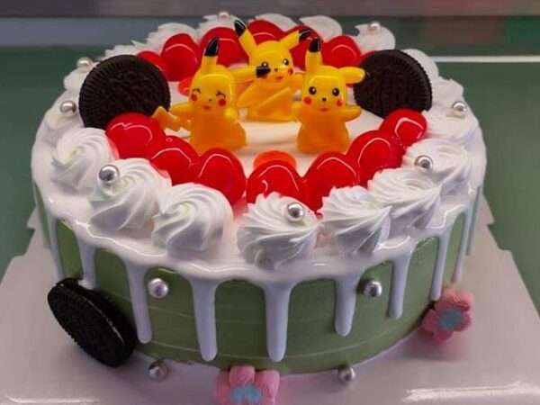 Kids Aliens Cake