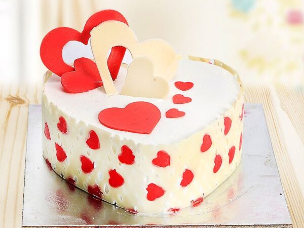 Heart Shaped Pineapple Cake 1 kg