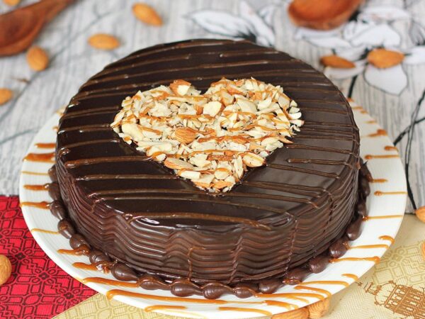Choco-Almond Delight Cake 0.5 kg