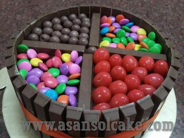 KitKat Gems Cake