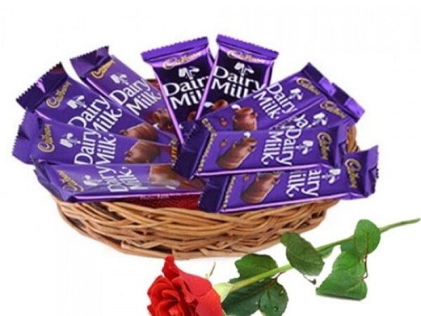 Cadbury Dairy Milk Treat with Rose