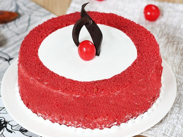 Cherry Red Velvet Cake 0.5 kg