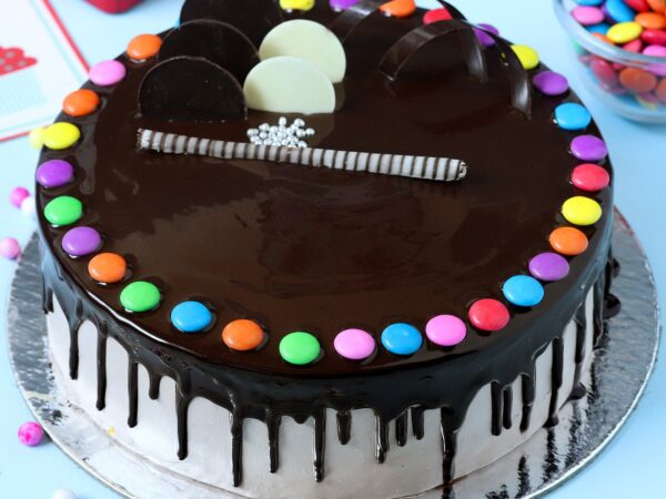 Chocolate Vanilla Gems Cake