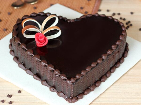 Chocoholic Love Cake 1 kg