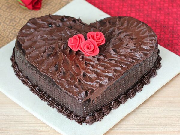 Heart Shape Chocolicious Cake 1Kg