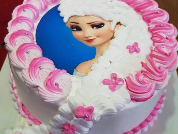Princess Elsa Cake Strawberry