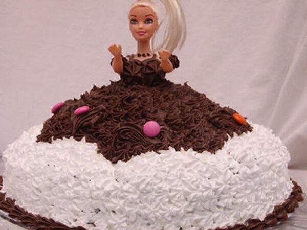 Barbie Doll Cake 2 kg