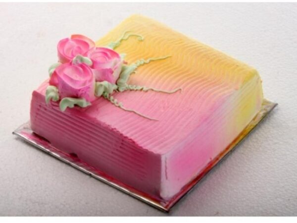 Mango and Strawberry Flavor Cake 0.5 KG