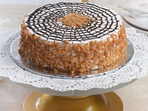 Fantastic Round Butterscotch Cake 1 kg