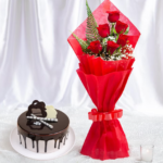 Fresh Red Roses Bouquet with Chocolate Cake